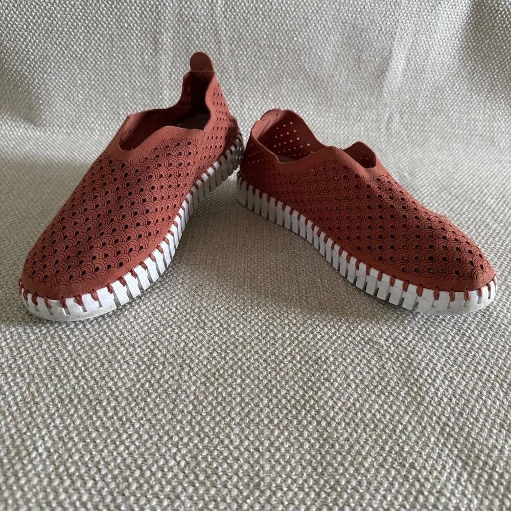 Ilse Jacobsen Tulip Orange Perforated Slip On Sneaker Sz 41 Flat Casual Shoe